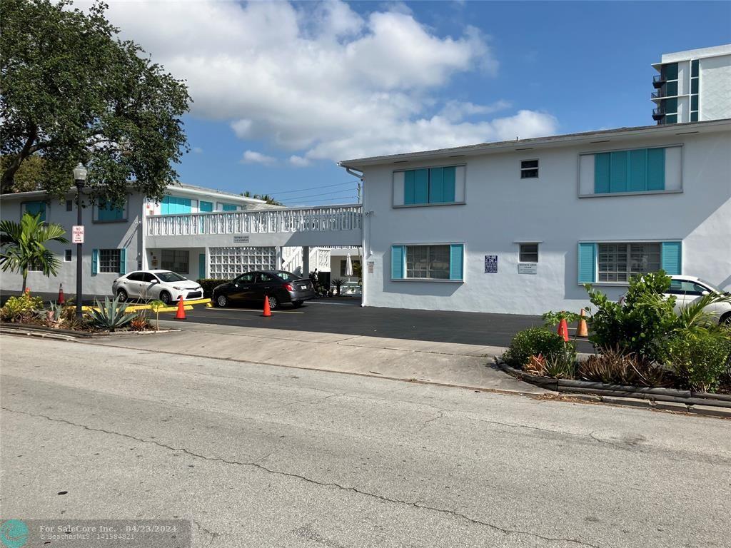 Photo of 1833 S Monroe 19 in Hollywood, FL