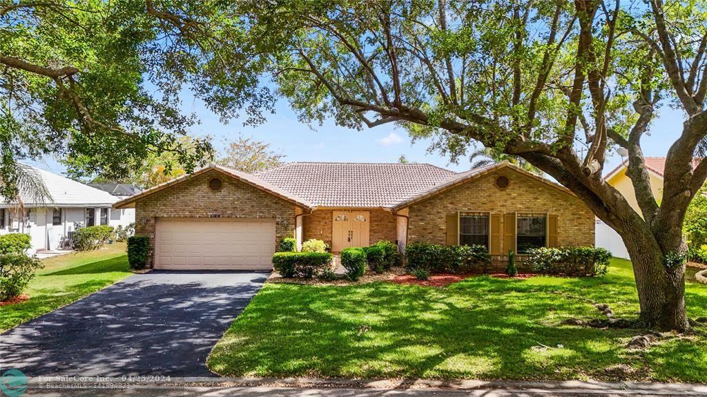 Photo of 11300 SW 1st St in Coral Springs, FL
