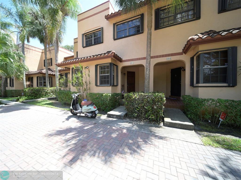 Photo of 200 NE 17th Ct 805 in Fort Lauderdale, FL