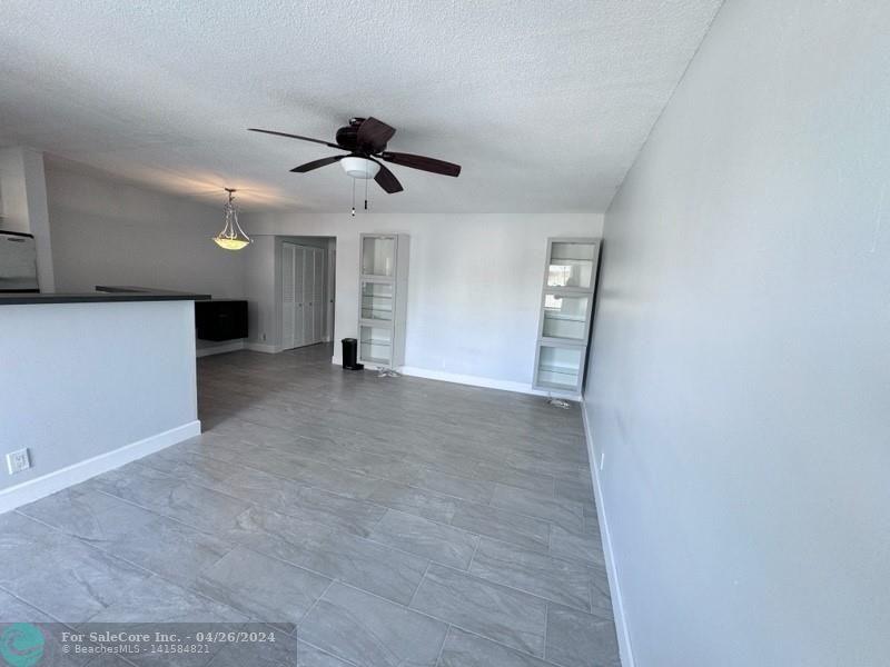 Photo of 419 S Crescent Dr 12A in Hollywood, FL