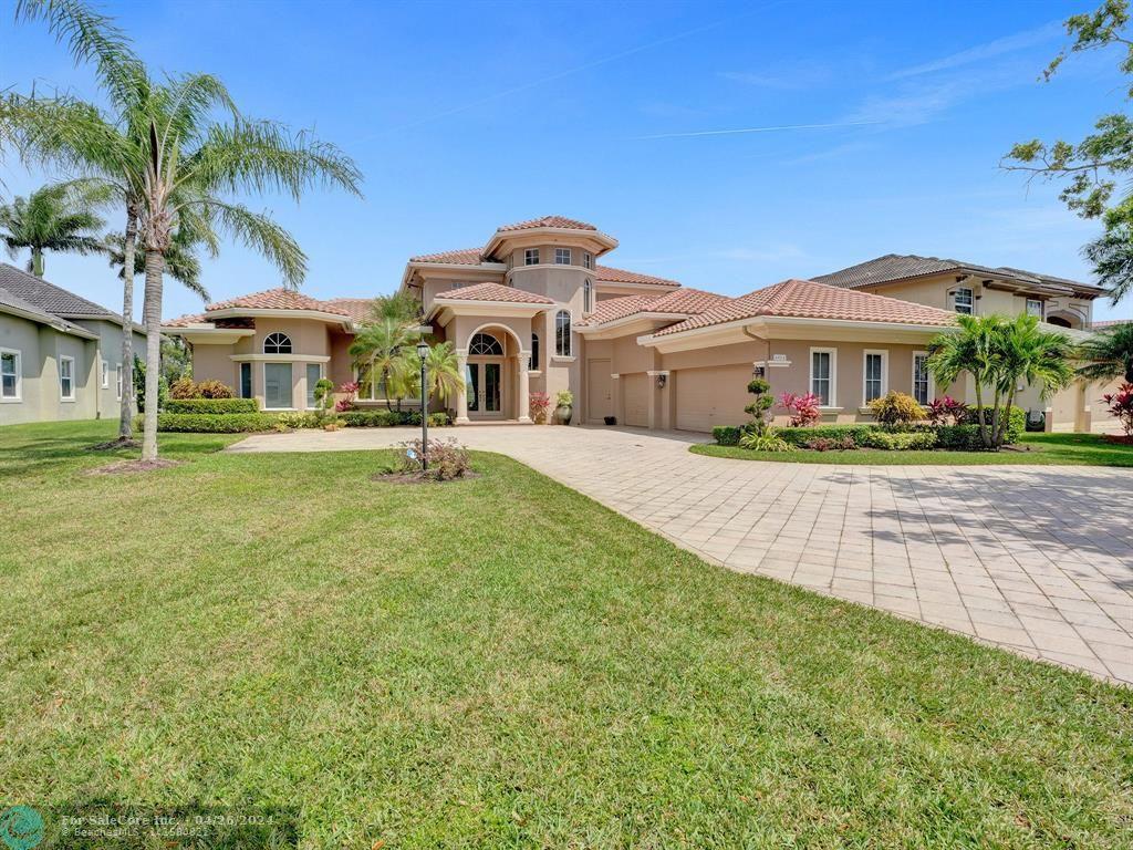 Photo of 6924 NW 126th Ave in Parkland, FL