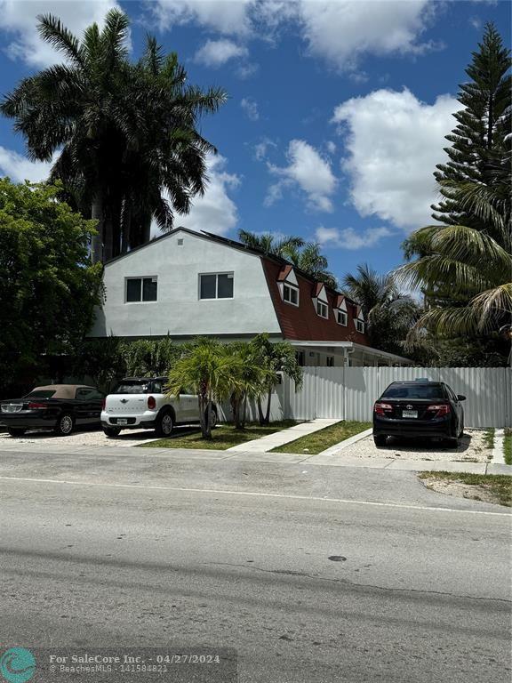 Photo of 2807 NW 11th St in Miami, FL
