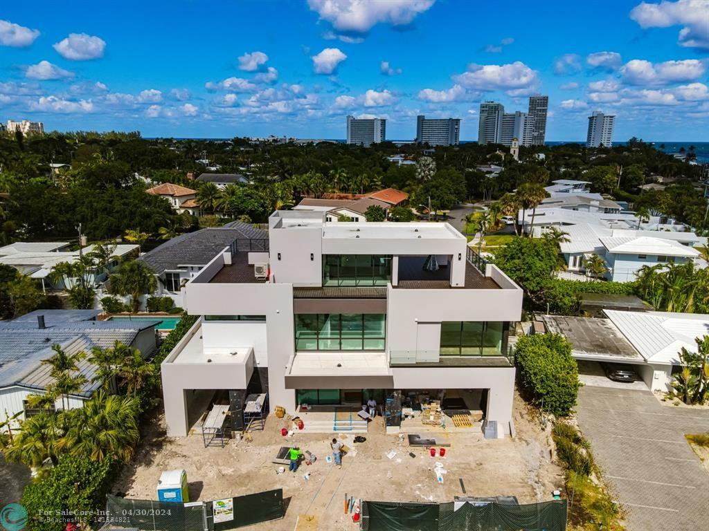 Photo of 2000 Harbourview Dr in Fort Lauderdale, FL