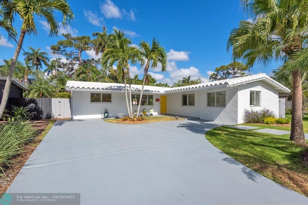 Photo of 1913 N Victoria Park Rd in Fort Lauderdale, FL
