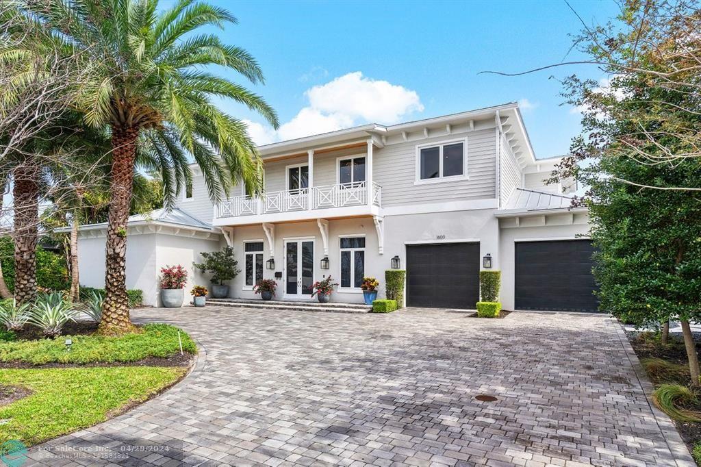 Photo of 1600 E Lake Dr in Fort Lauderdale, FL