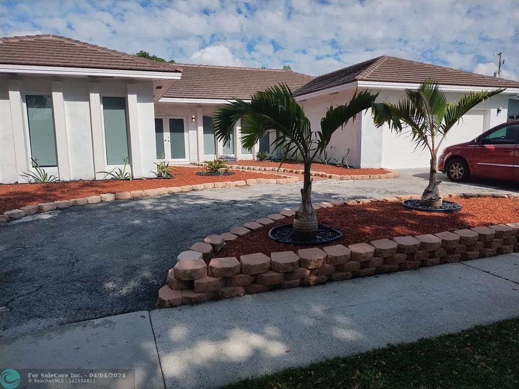 Photo of 5000 SW 89th Ave in Cooper City, FL