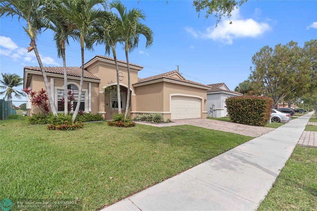 Photo of 1542 SE 16th Ave in Homestead, FL