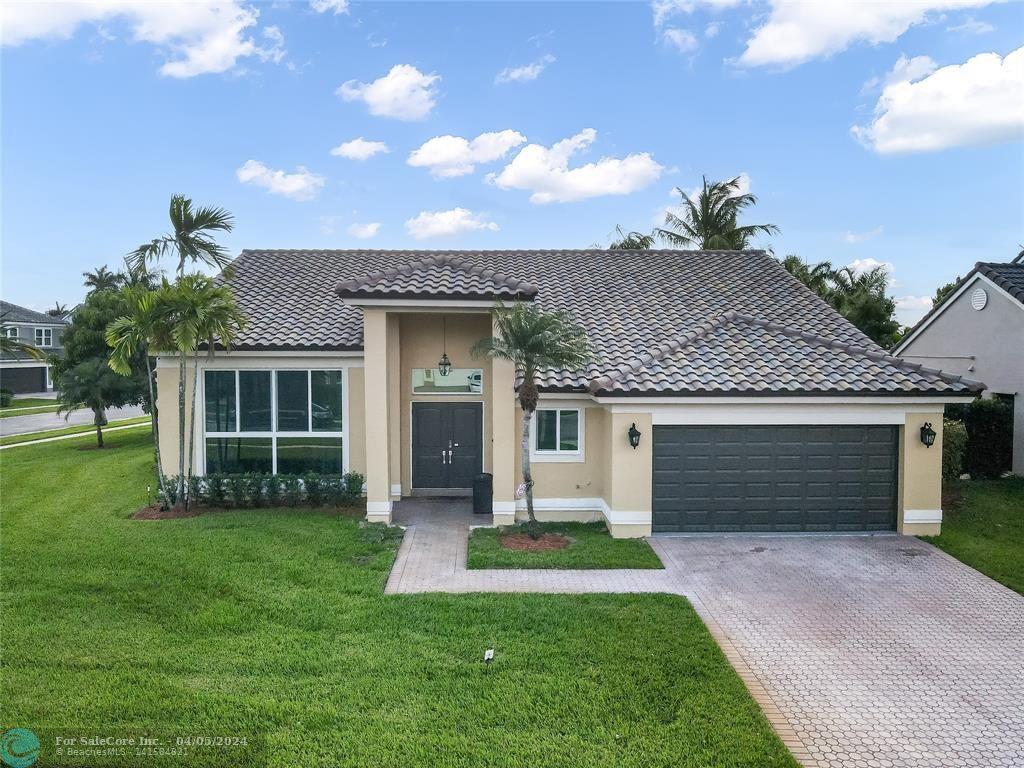 Photo of 1210 NW 193rd Ave in Pembroke Pines, FL