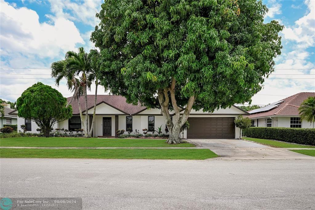 Photo of 12744 Buckland St in Wellington, FL