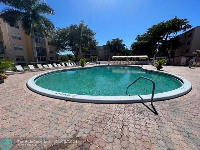 Photo of 2861 Somerset Dr 312 in Lauderdale Lakes, FL