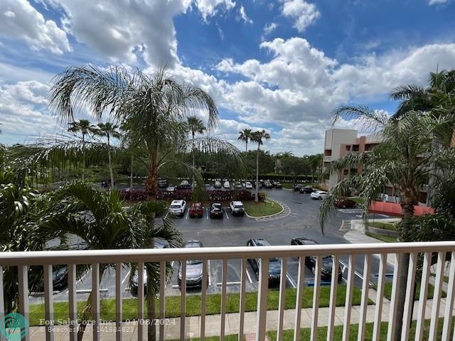 Photo of 7725 Yardley Dr 313 in Fort Lauderdale, FL