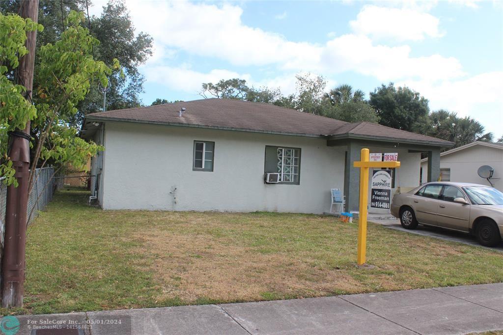 Photo of 2215 NW 5th St in Fort Lauderdale, FL
