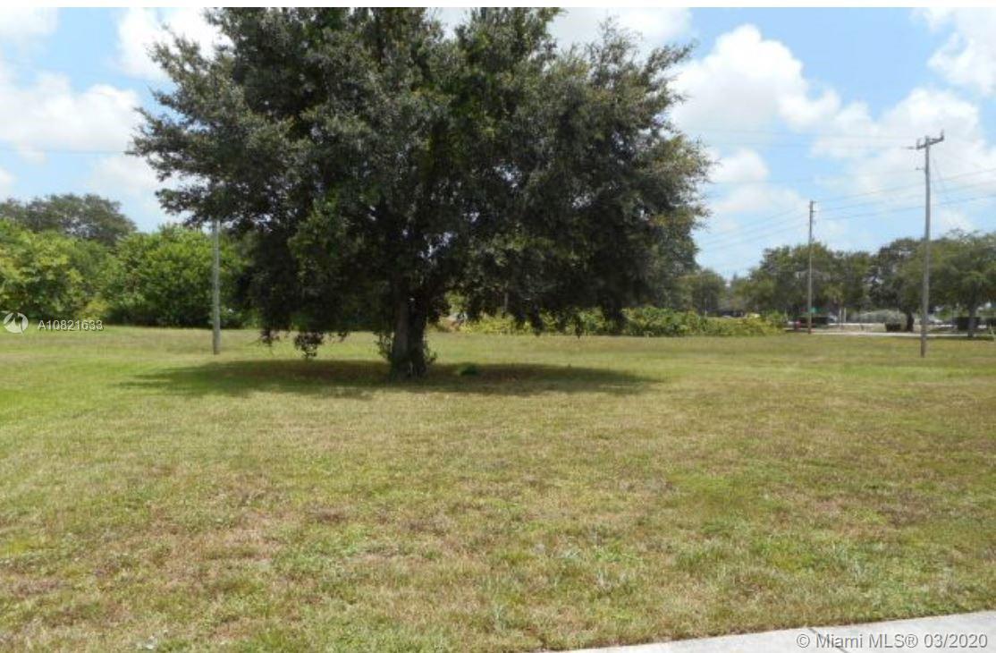 Photo of 45 Sw St in Davie, FL