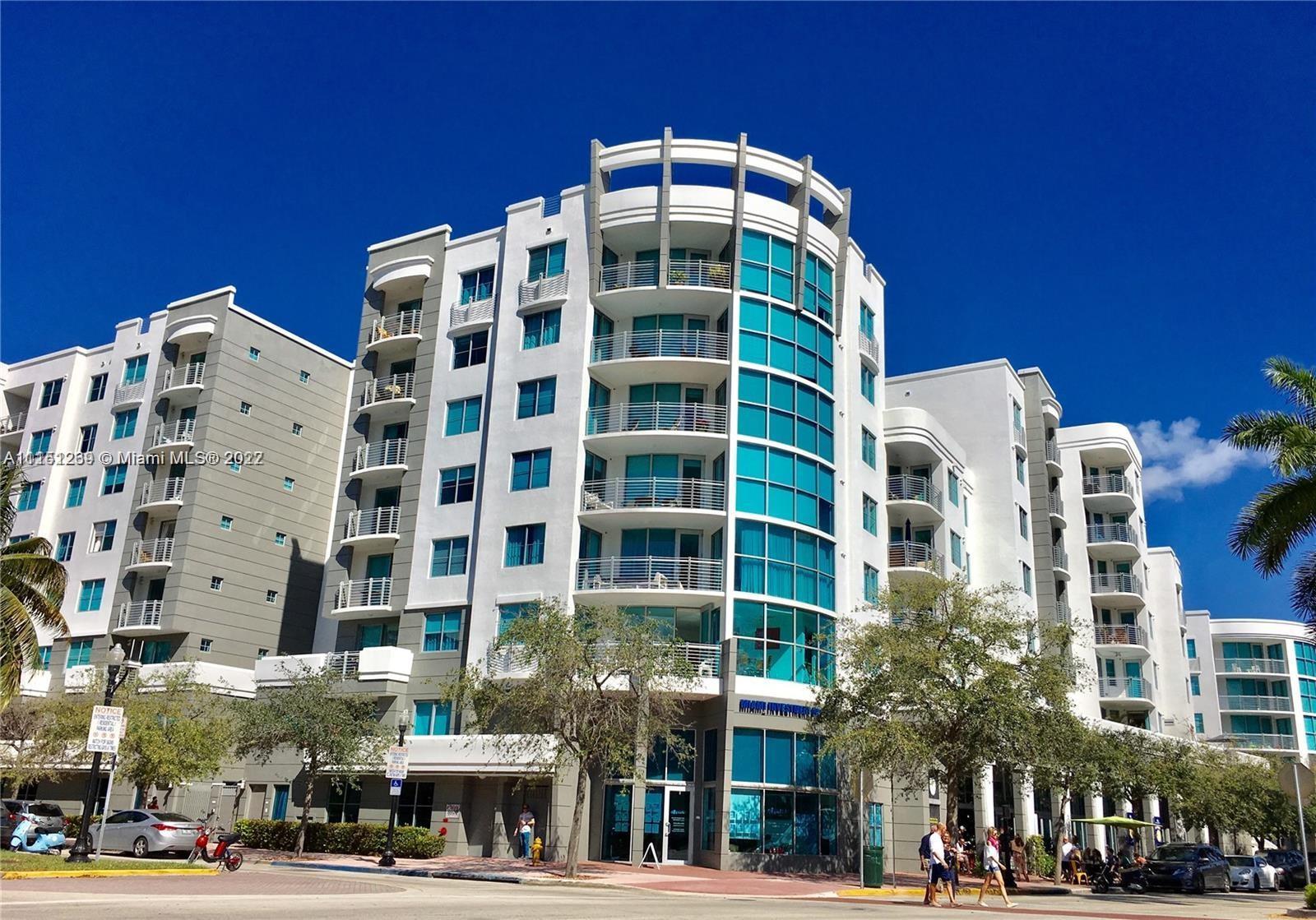 BEAUTIFUL 2/2 LOCATED IN THE EXCLUSIVE AREA OF OS SOUTH BEACH, SURROUNDED IF RESTAURANTS, JUST TWO B
