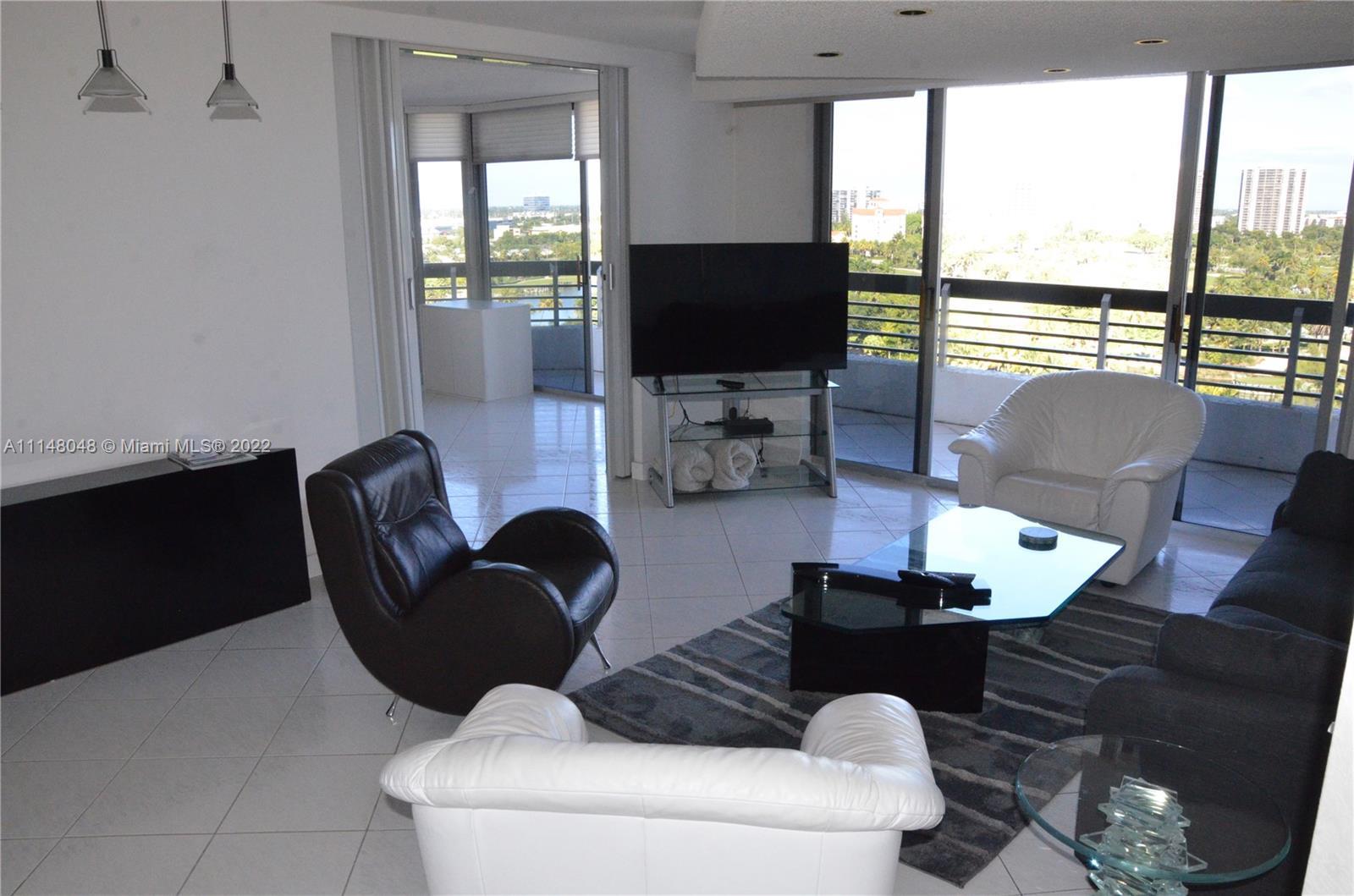 2 bed and den/ 2 baths in Prestigious City of Aventura . Very spacious and comfortable . Large balco