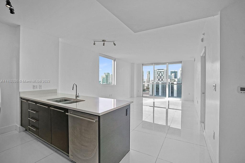 Heart of Brickell City living at it's best! Spacious 2 bed 2 bath with beautiful River, Ocean, and C