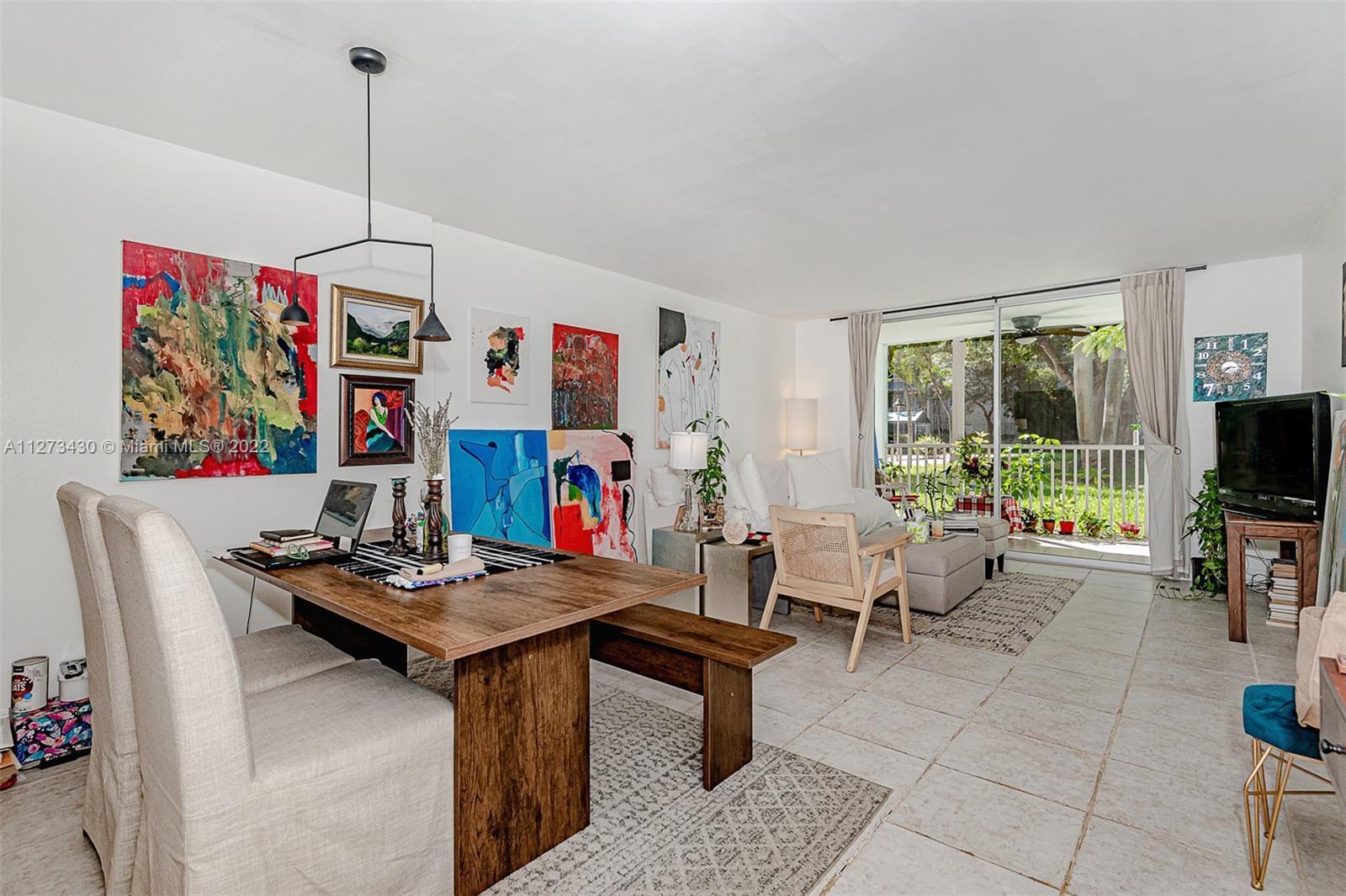 Photo of 1000 NE 12th Ave #106 in Hallandale Beach, FL