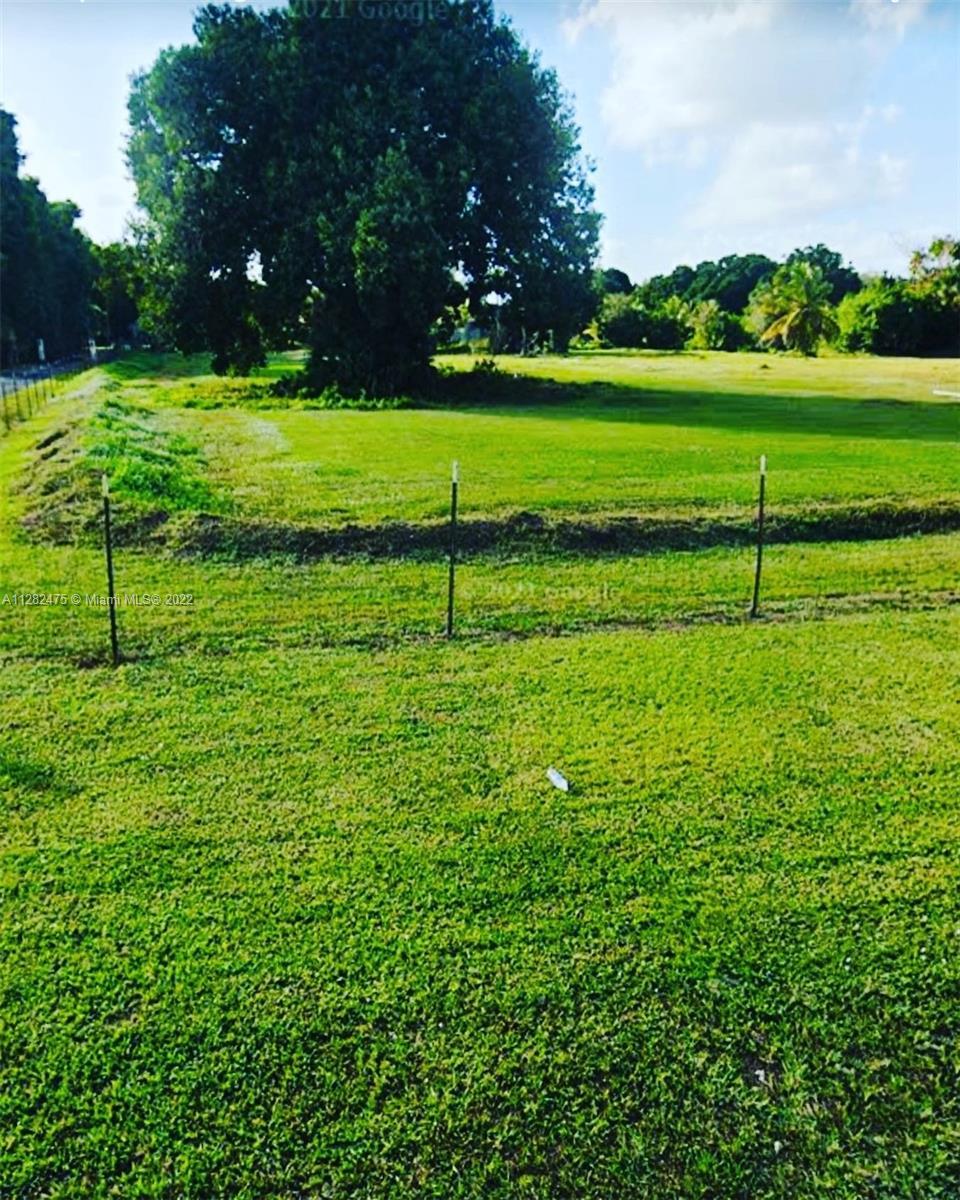 Photo of 1701 SW 136th Ave in Davie, FL