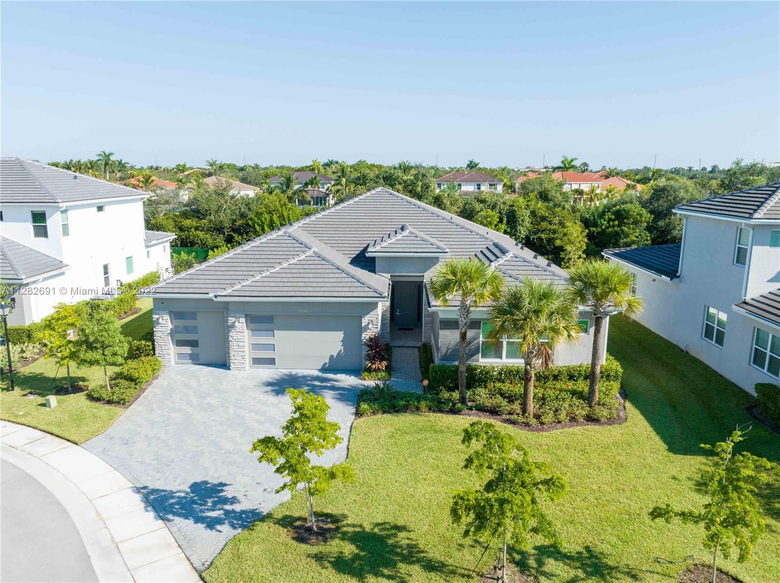 Photo of 16161 SW 41st St in Miramar, FL