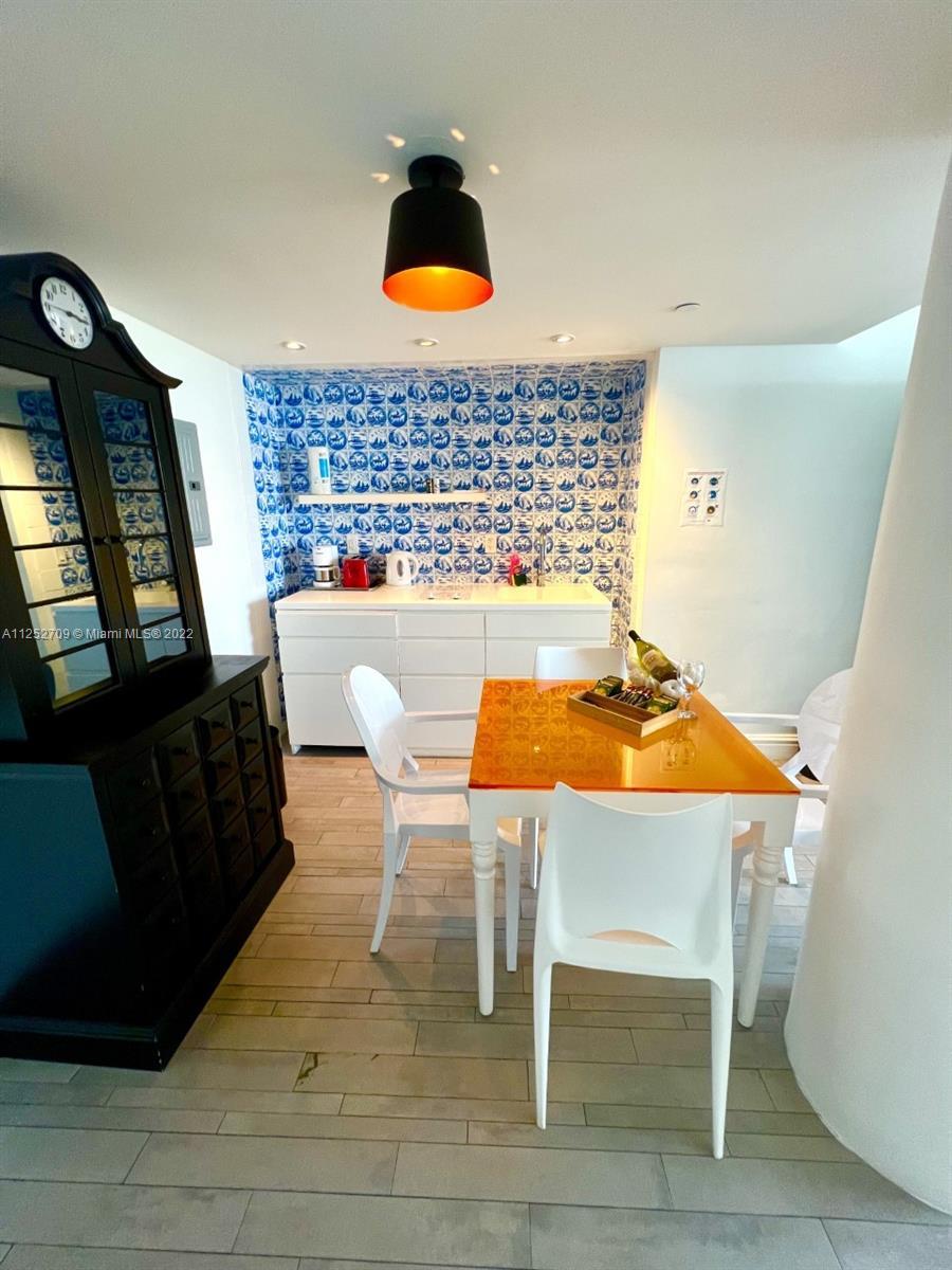 Photo of 1100 West Ave #425 in Miami Beach, FL