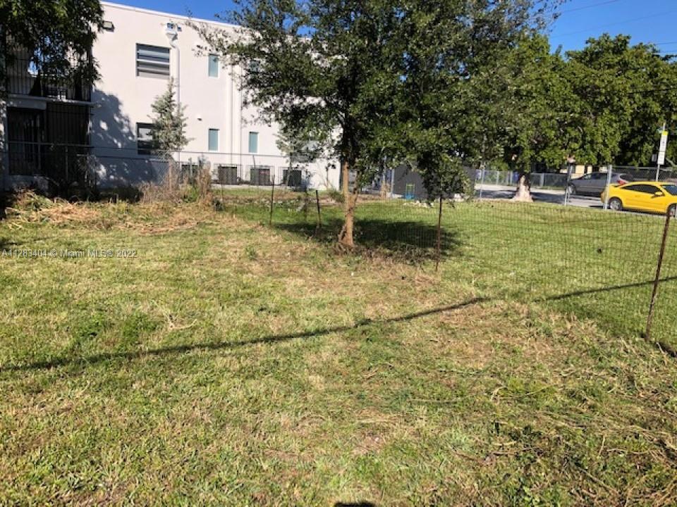 Photo of 155 NW 17th St in Miami, FL