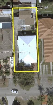 Photo of 3345 SW 23rd St in Miami, FL