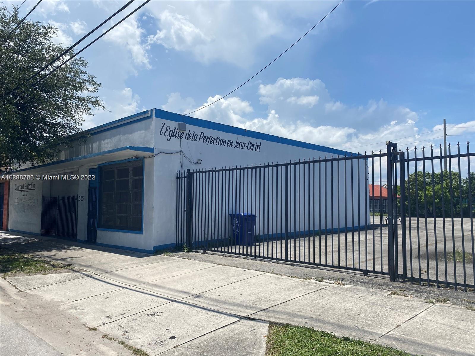 Photo of 585 NW 71st St in Miami, FL