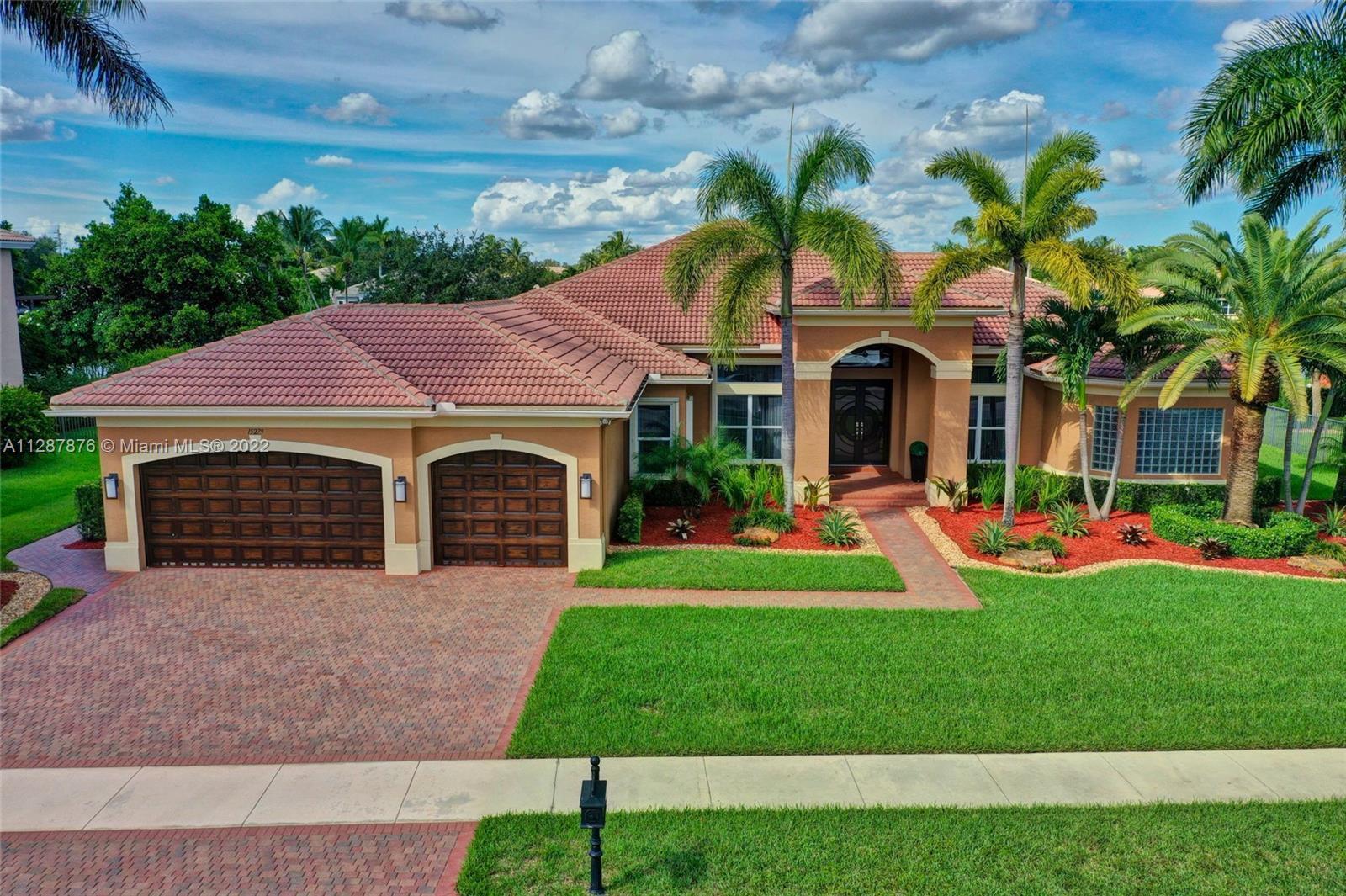 Photo of 15279 SW 34th St in Davie, FL
