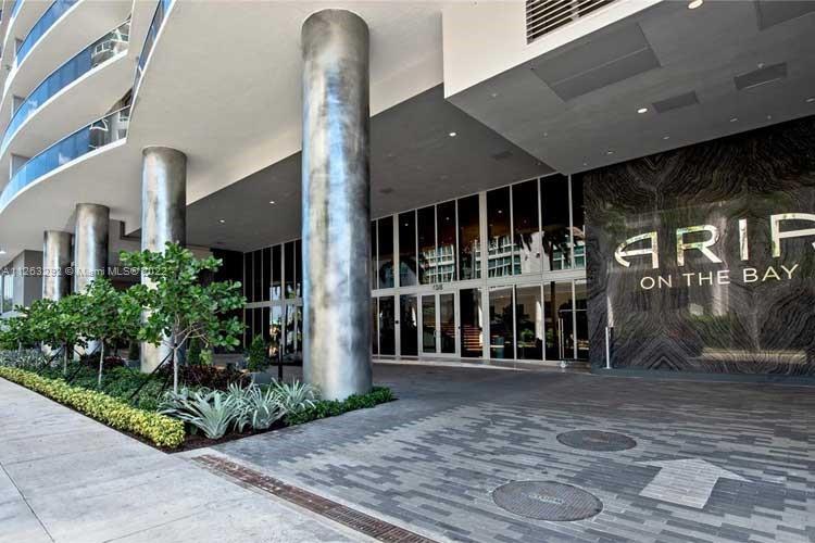 Photo of 488 NE 18th St #1709 in Miami, FL
