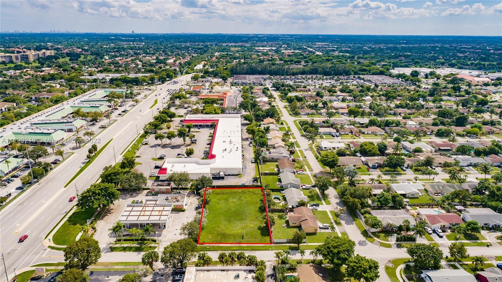 Photo of 4670 NW 47 St in Lauderhill, FL