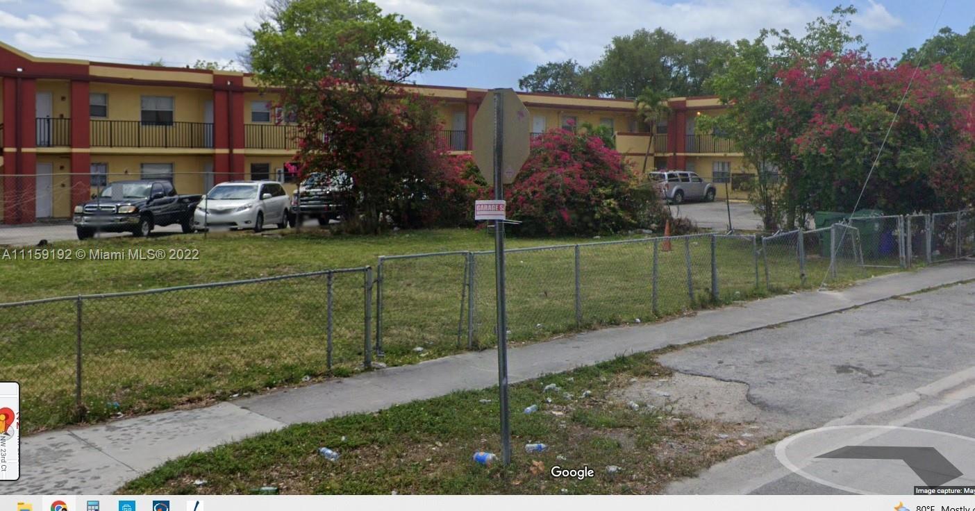 Photo of 2340 NW 28th St in Miami, FL