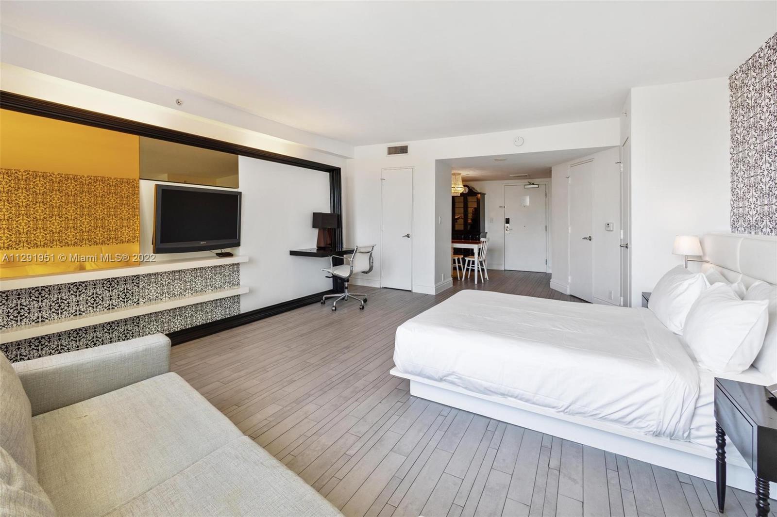 Photo of 1100 West Ave #419 in Miami Beach, FL