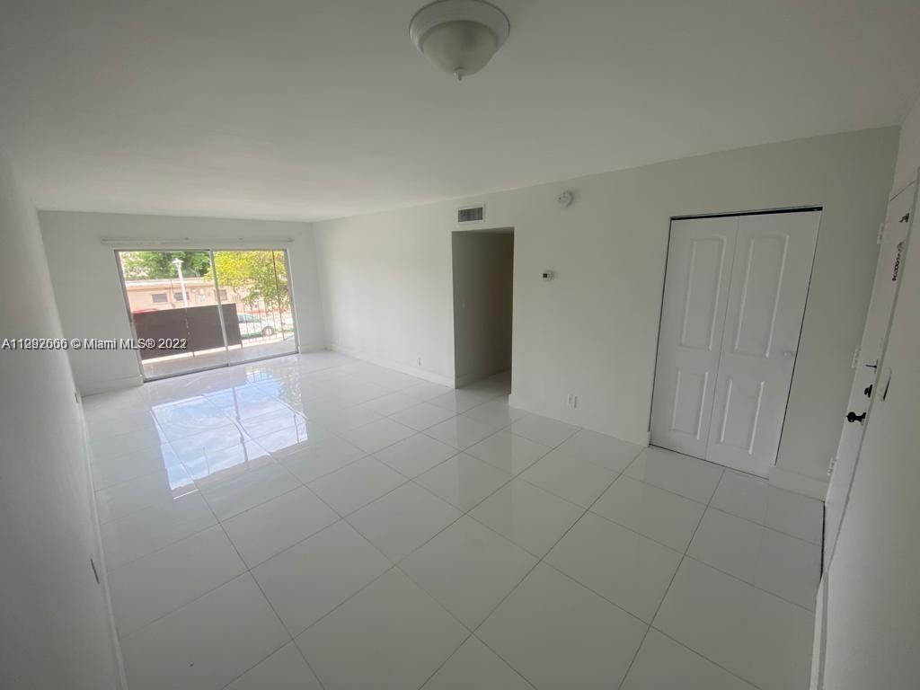 Photo of 13480 NE 6th Ave #113 in North Miami, FL