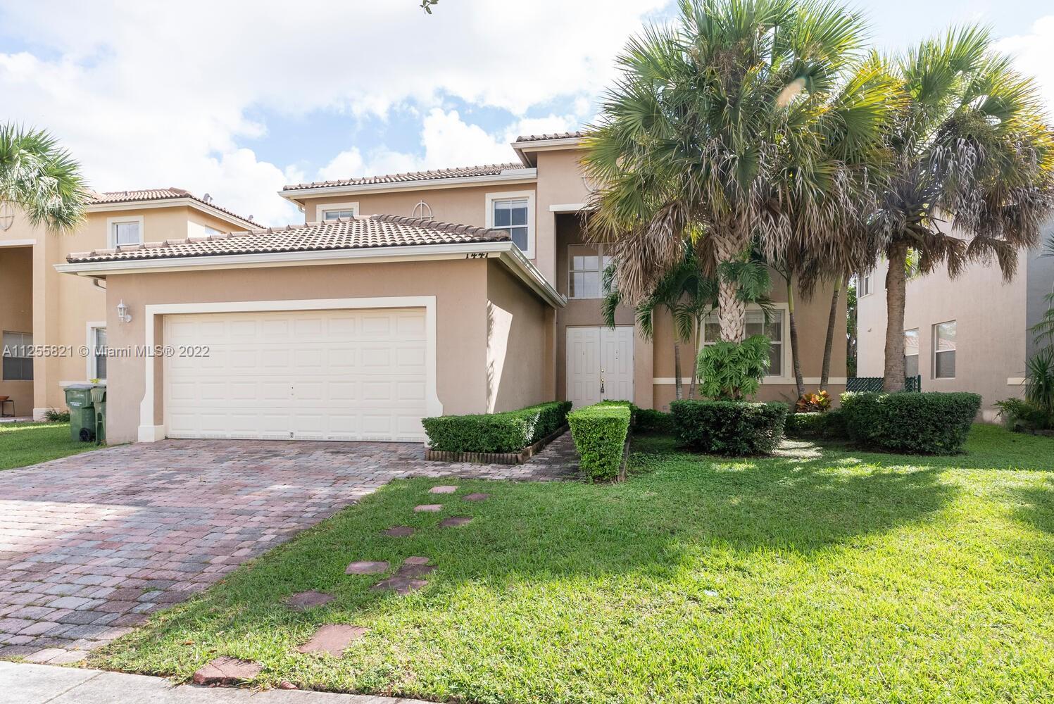 Photo of 1441 SE 16th Ave in Homestead, FL