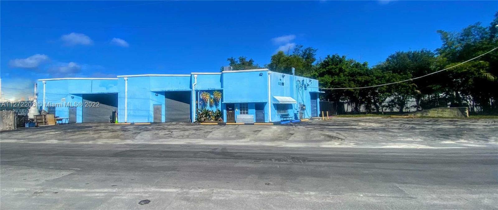 Photo of 15221 NE 21st Ave in North Miami Beach, FL