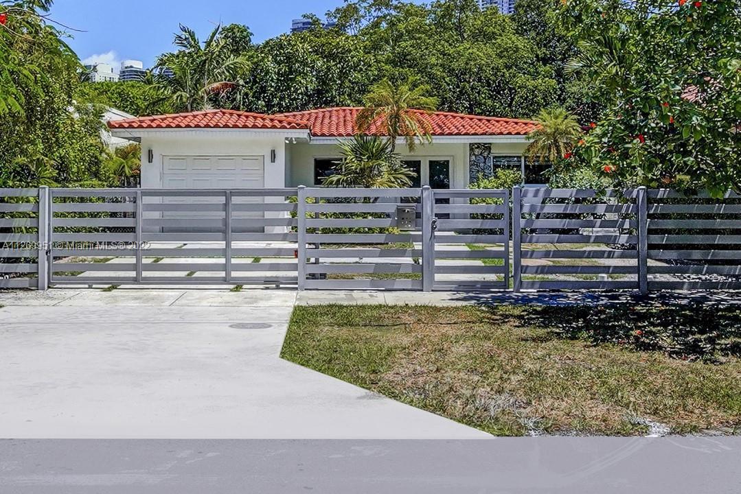 Photo of 219 SW 19th Rd #1 in Miami, FL