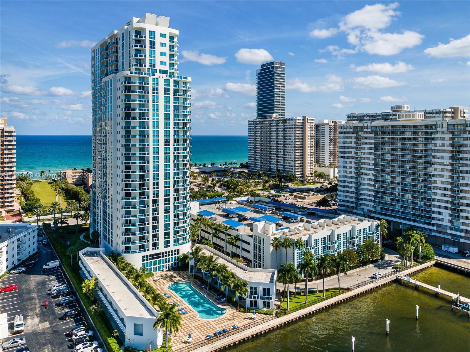 Photo of 1945 S Ocean Dr #809 in Hallandale Beach, FL