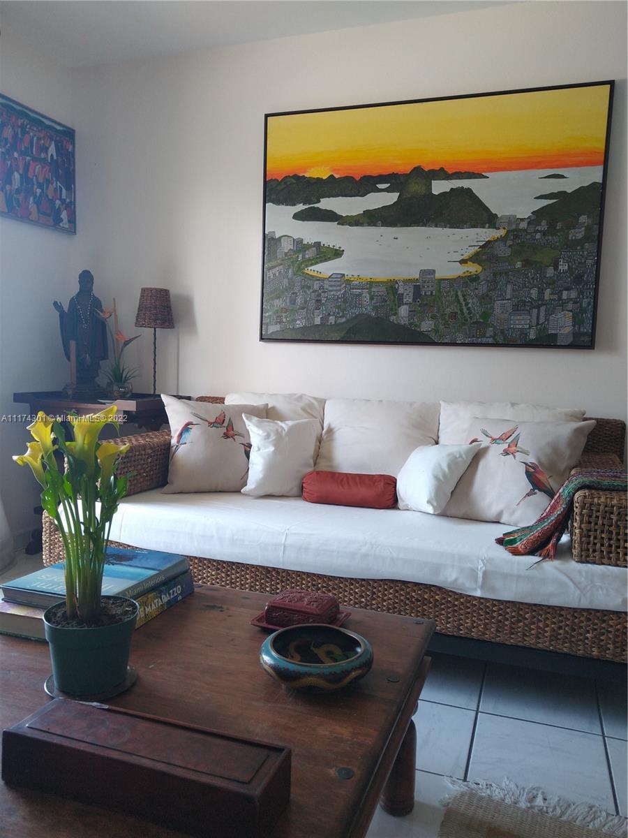 Photo of 821 Euclid Ave #302 in Miami Beach, FL