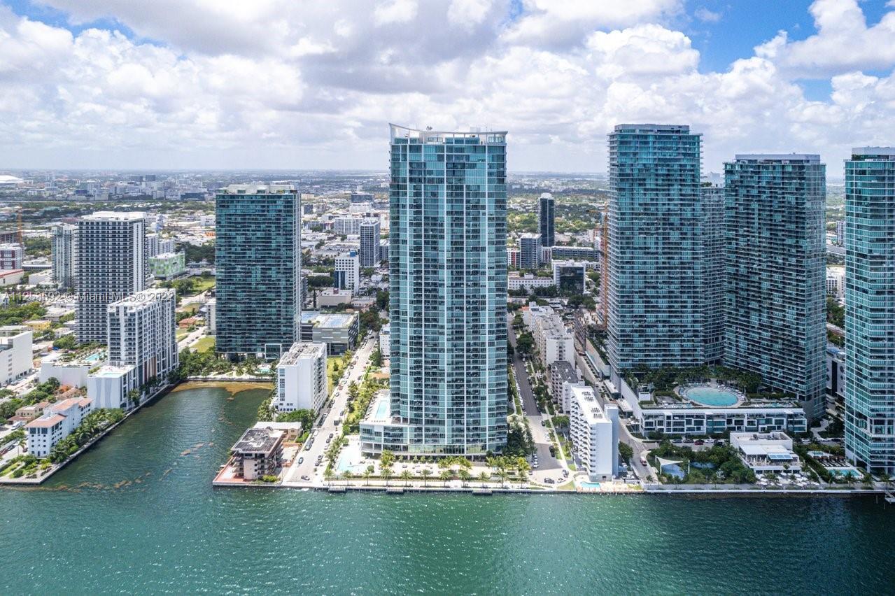 Picturesque, luxury condominium at Biscayne Beach in Miami Beach's highly sought-after Edgewater nei