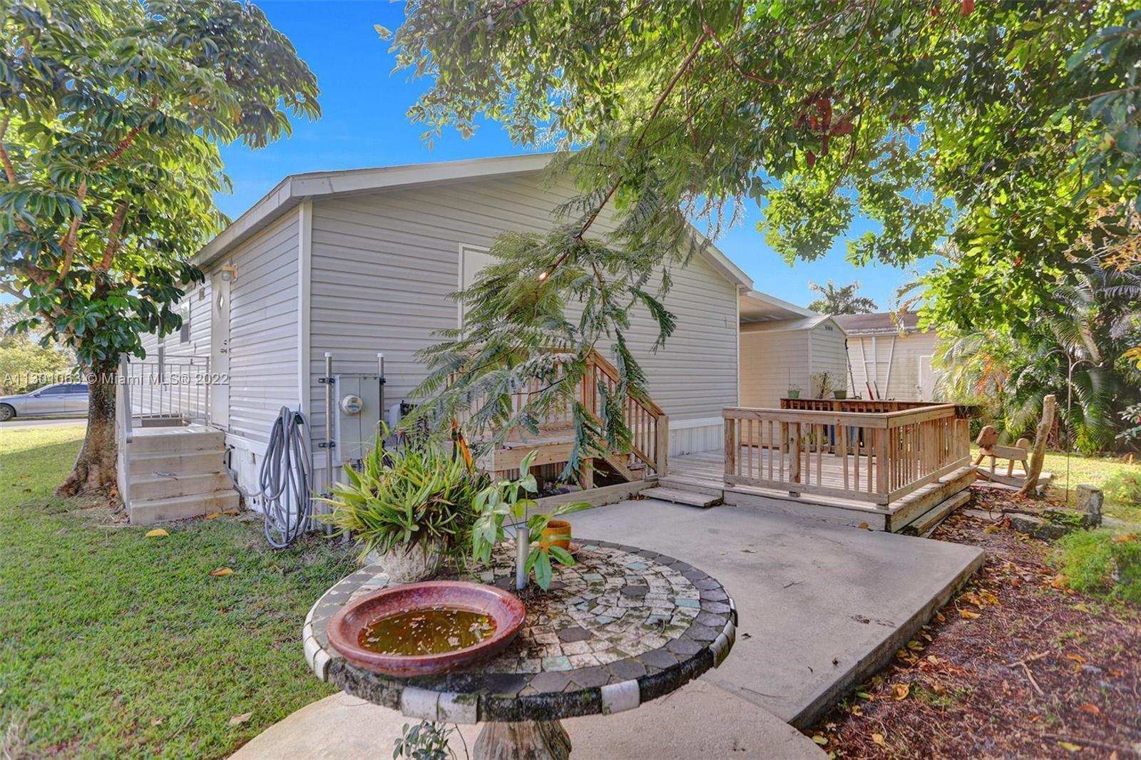 Photo of 2001 SW 83rd Ter in Davie, FL