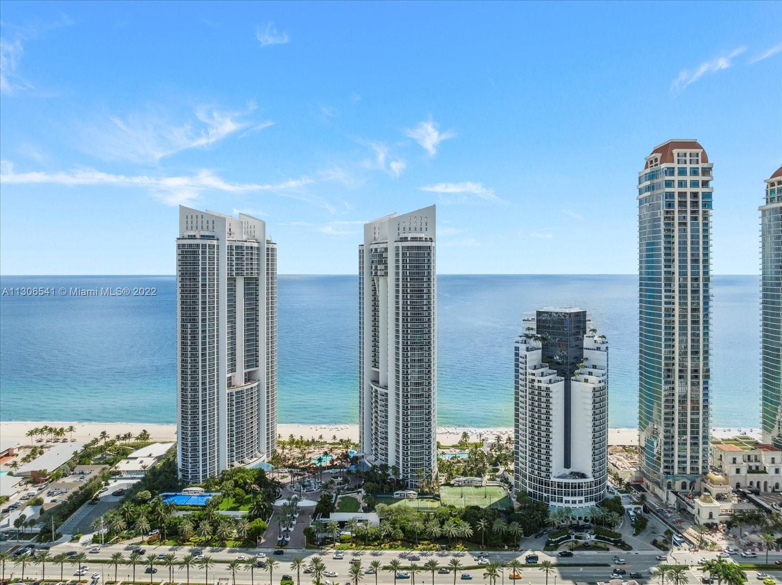 Enjoy beautiful Sunny Isles Beach Ocean view from this 3bd/2br located in the luxurious Trump Royale