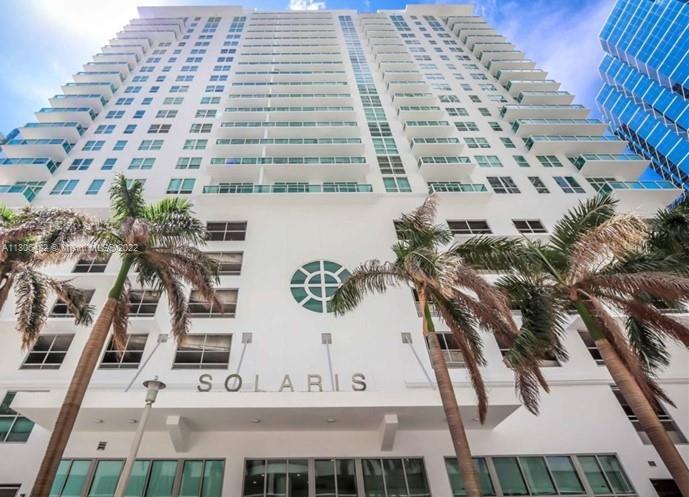 Location, Location, Location! Great Investment! Best place to live in Brickell! 2-bedroom, 2 bathroo