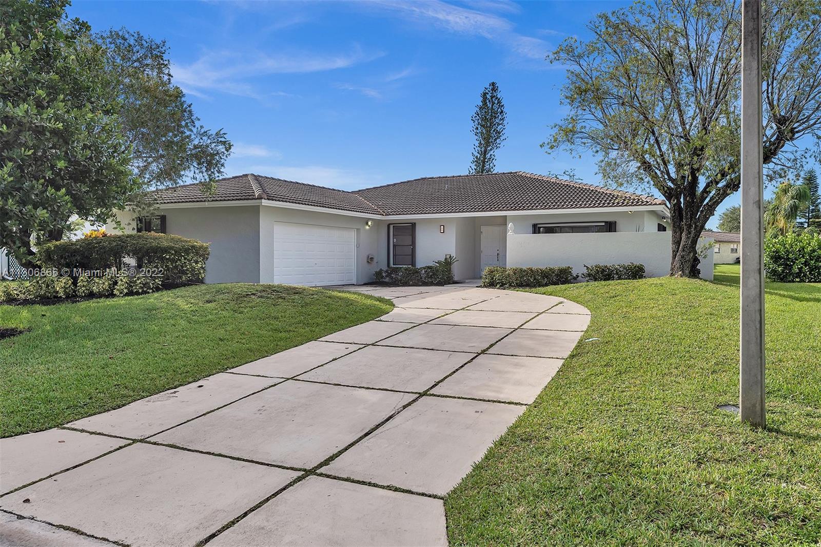 Photo of 1813 NW 83rd Dr in Coral Springs, FL