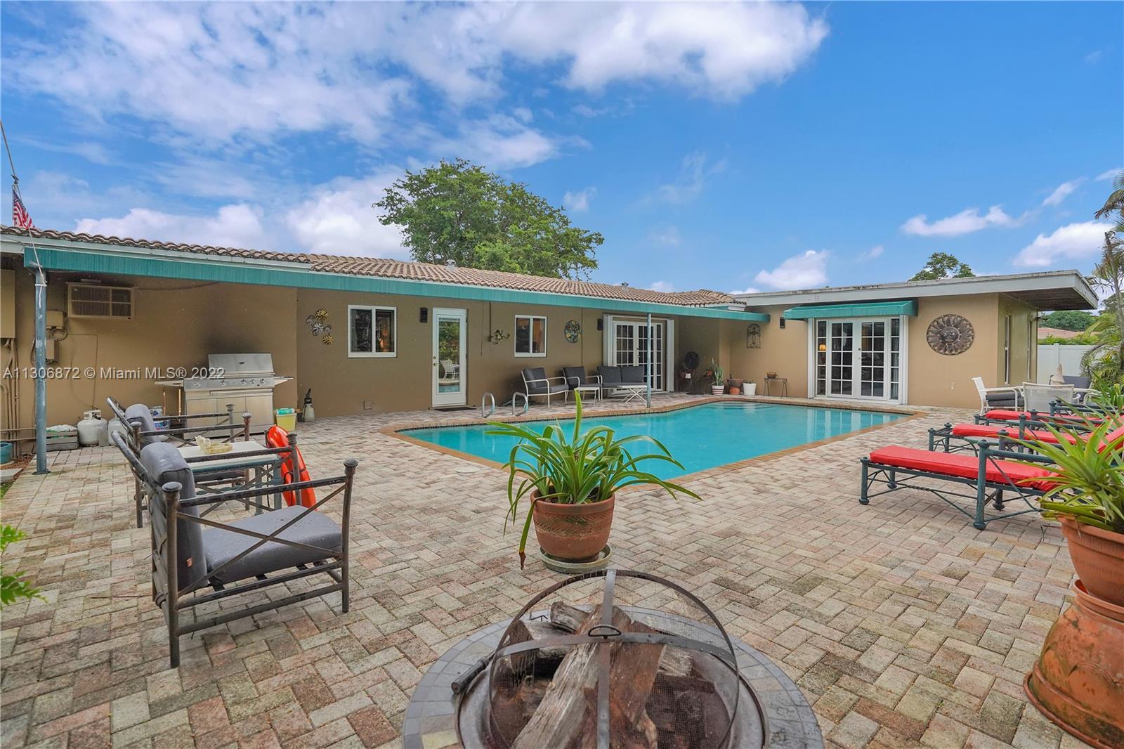 MOVE IN READY!  Big New Years price reduction for this rare 10k SQFT ,Corner lot Pool Home with a ga