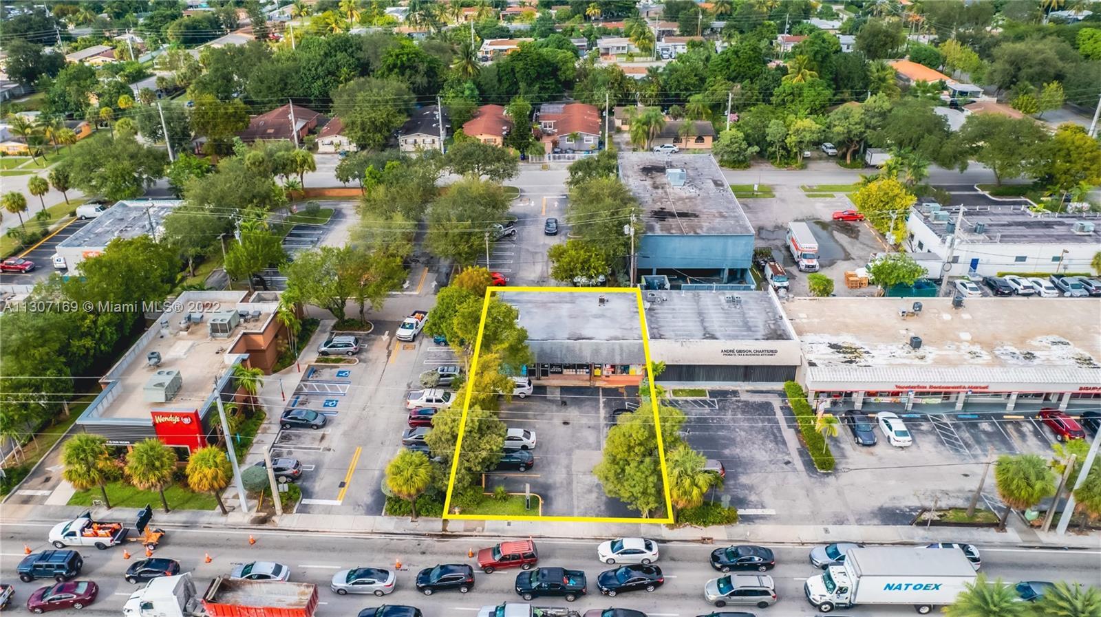 Photo of 37 NE 167th St in North Miami Beach, FL