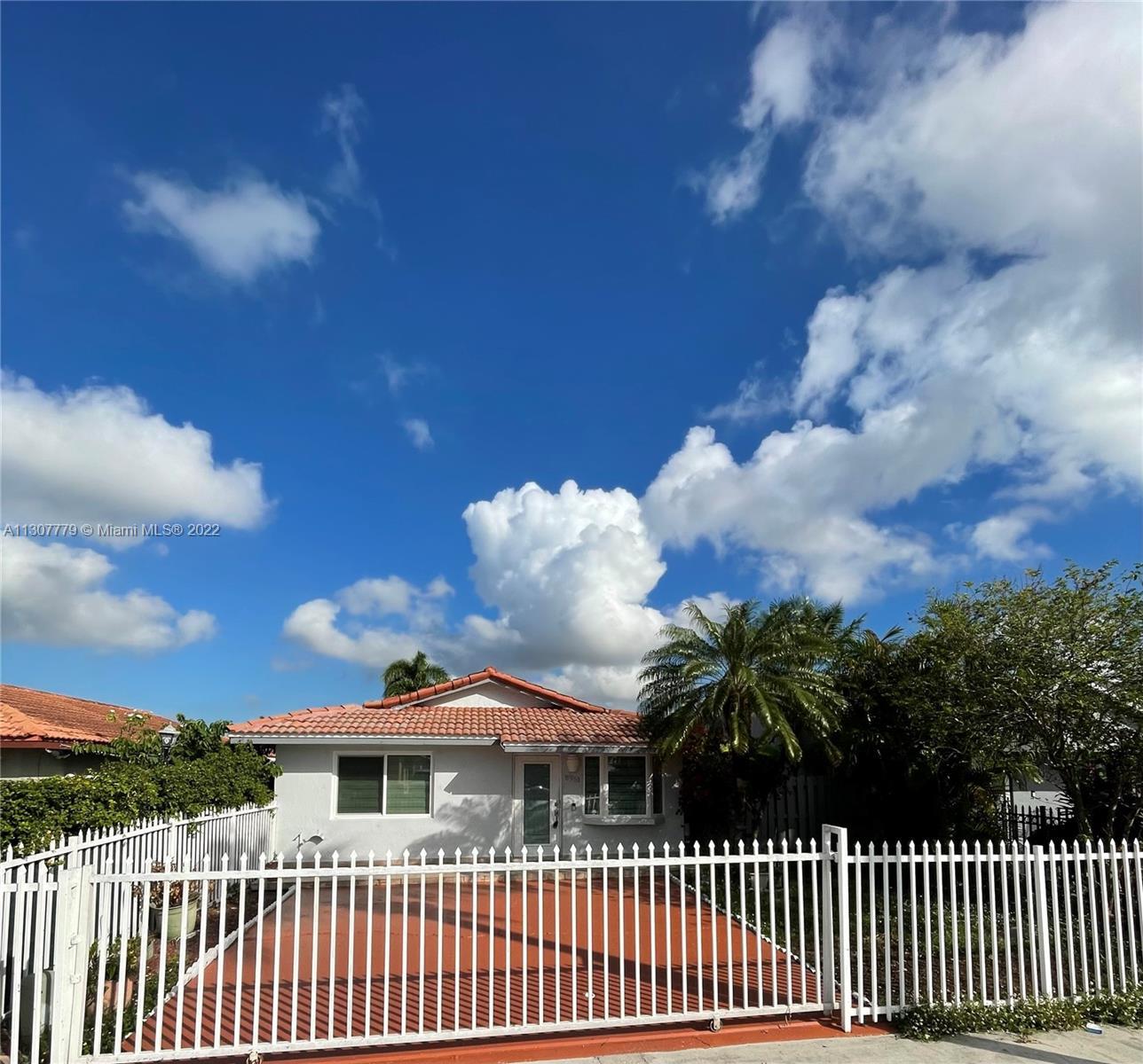 Photo of 8951 NW 117th St #0 in Hialeah Gardens, FL