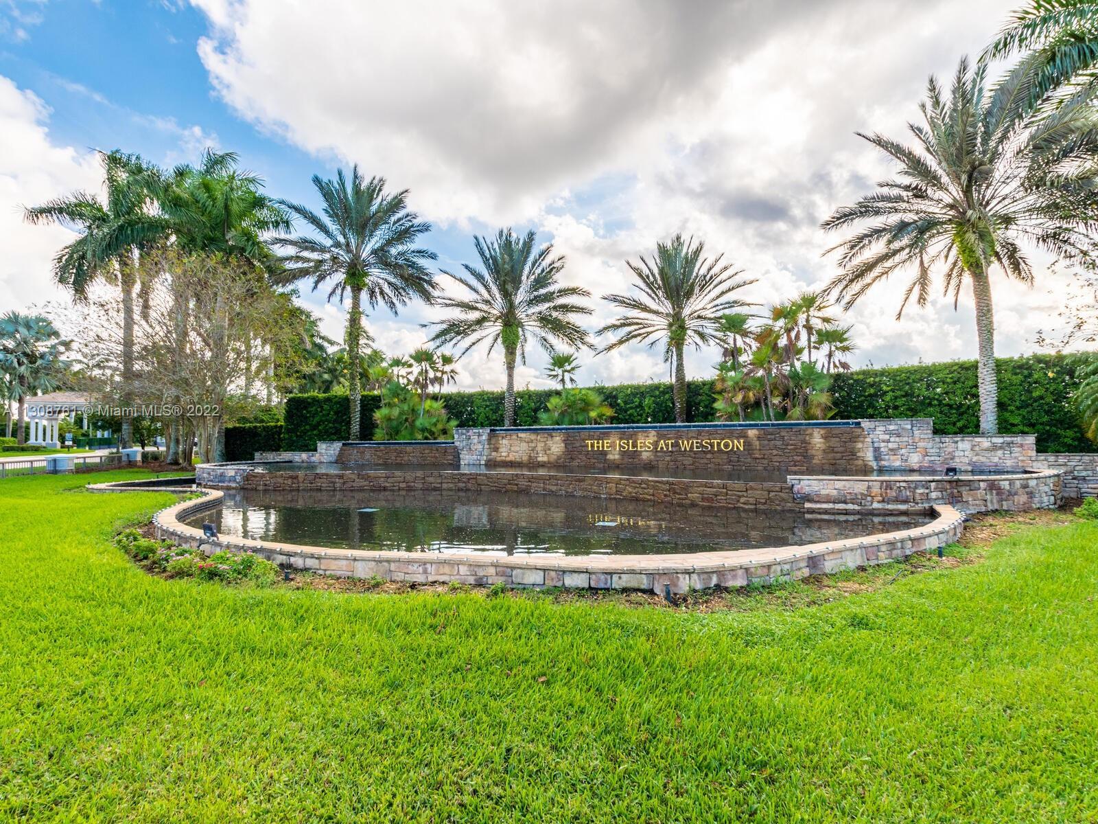 Photo of 4339 W Whitewater Ave in Weston, FL
