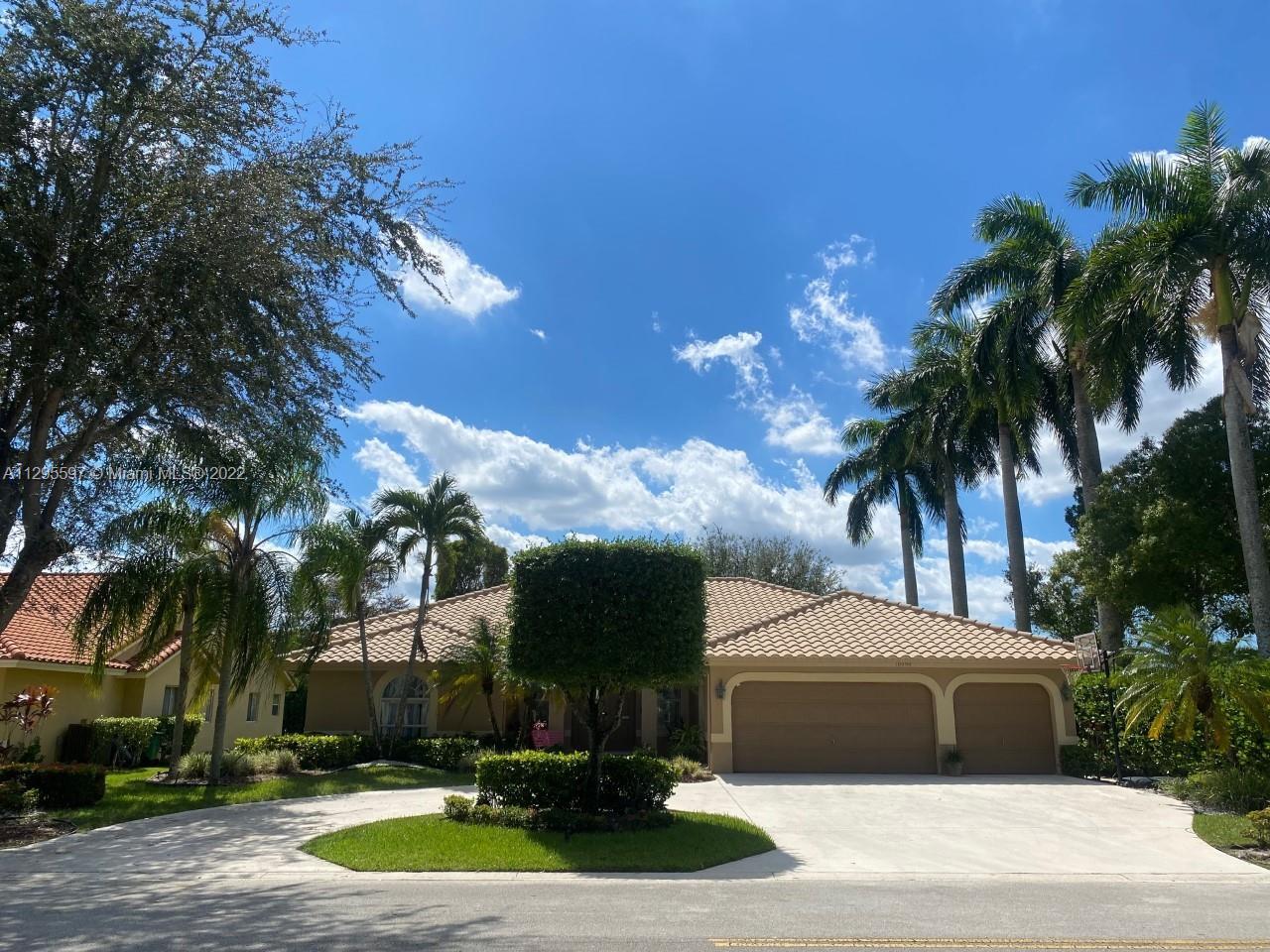 Photo of 10090 NW 56th St in Coral Springs, FL
