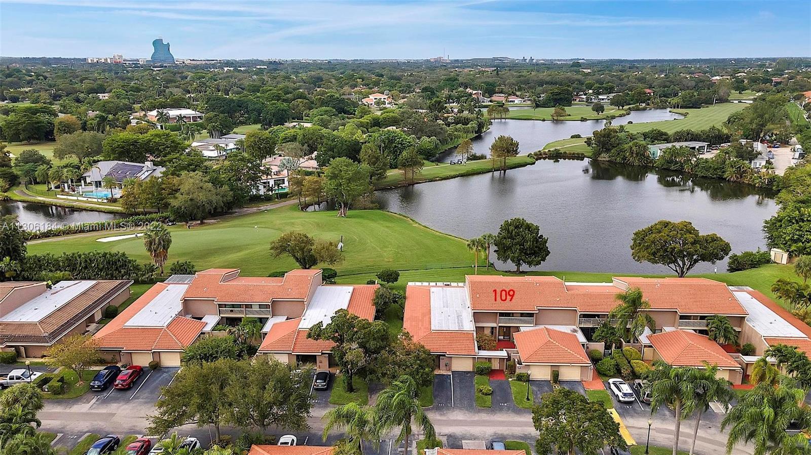 Photo of 109 Saint Andrews Rd #20-71 in Hollywood, FL