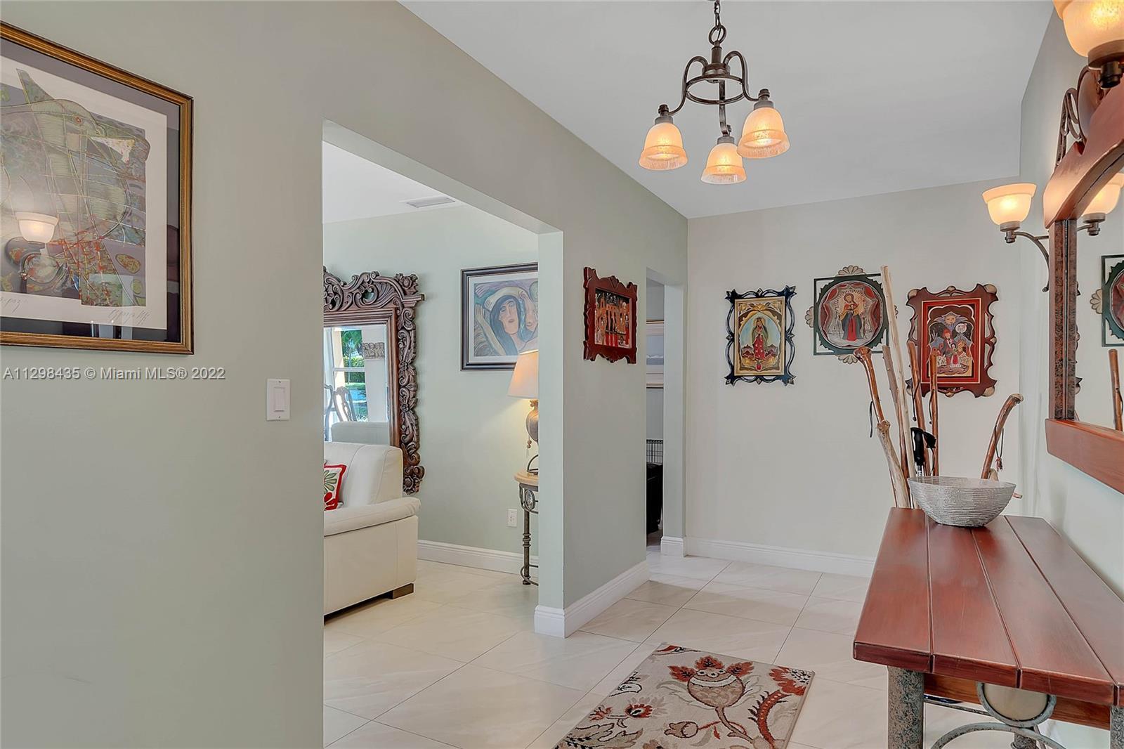 Photo of 15301 SW 79th Ave in Palmetto Bay, FL